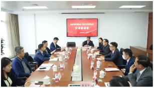 海南省律師協(xié)會(huì)赴重慶市律師協(xié)會(huì)交流座談