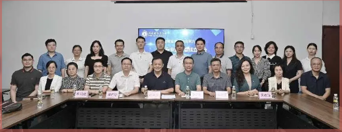 “兩?！眲?dòng)態(tài)| 海南省律師協(xié)會(huì)民事專業(yè)委員會(huì)召開(kāi)第一次全體會(huì)議